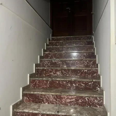 Lux شقة تيرانا